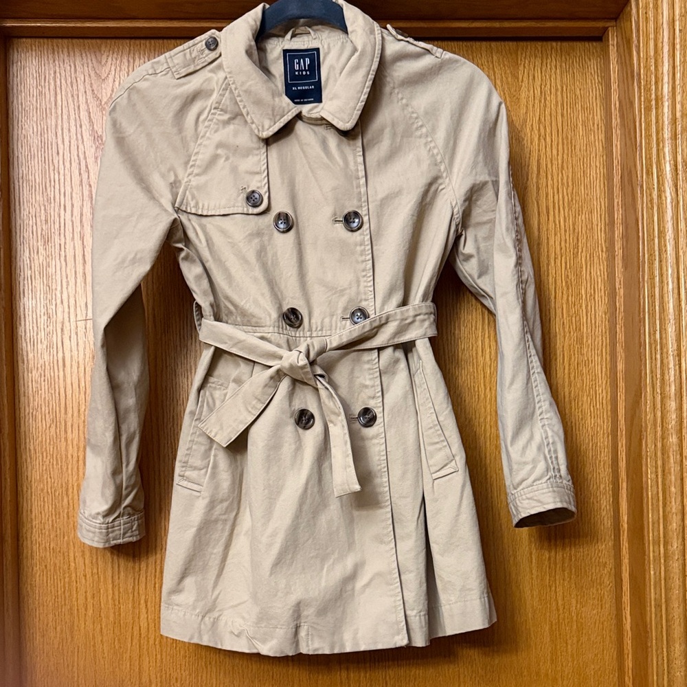 GAP kids Classic Beige Trench Coat
